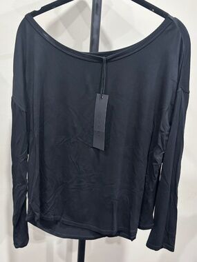 NOLI Modern Long Sleeve | Size M | Color: Black | NWT